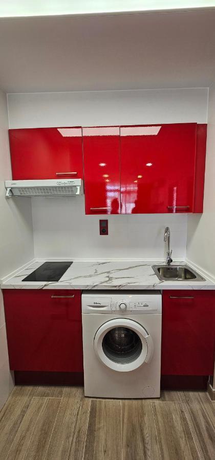 Apartamentos Cataluna92 萨洛 外观 照片