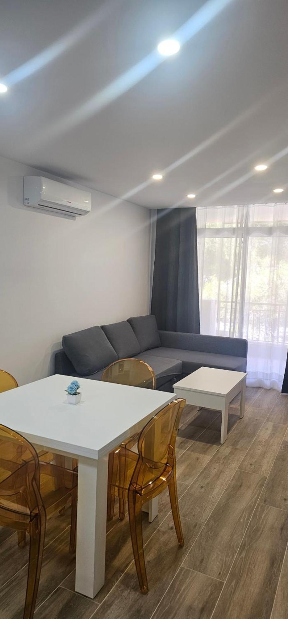 Apartamentos Cataluna92 萨洛 外观 照片