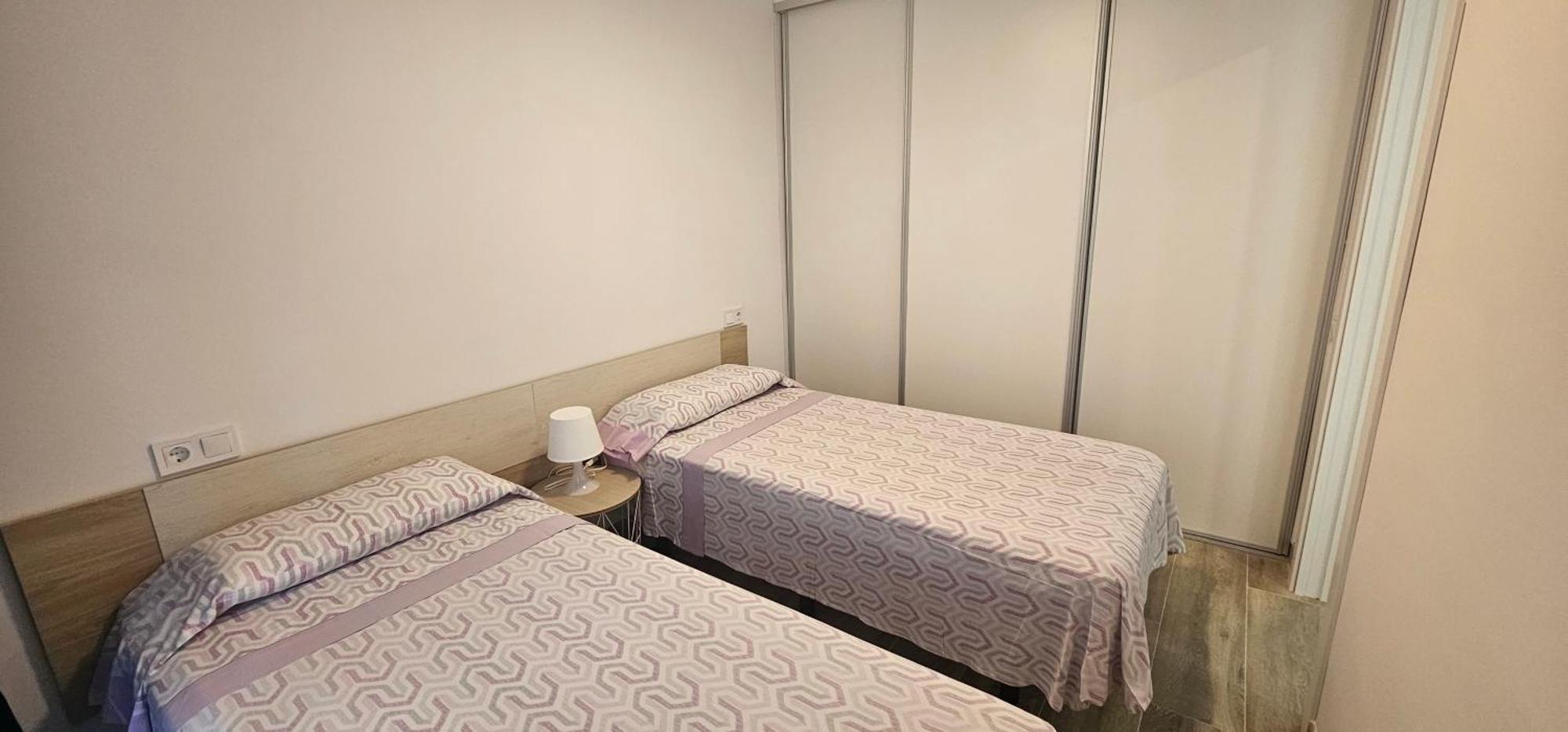 Apartamentos Cataluna92 萨洛 外观 照片